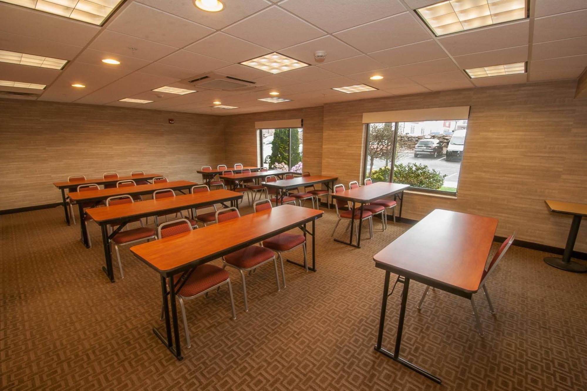 Towneplace Suites By Marriott Scranton Wilkes-Barre Moosic Экстерьер фото
